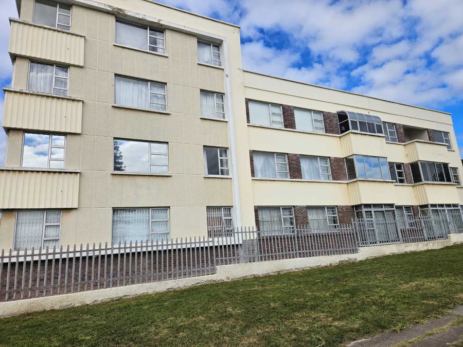 To Let 2 Bedroom Property for Rent in Humewood Eastern Cape